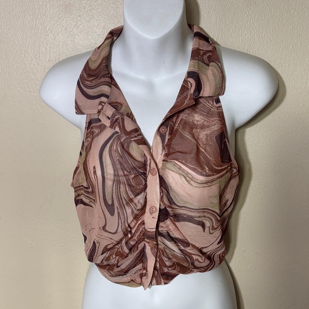 Heart & Hips Marble Pattern Sleeveless Blouse